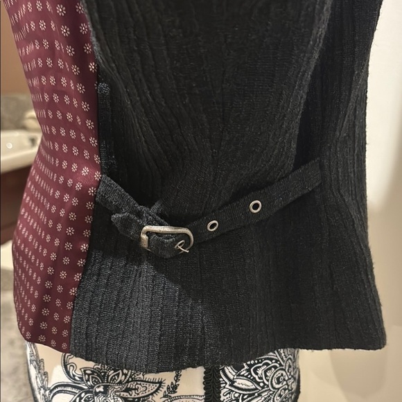 Michel Rene Black Button-Up Vest - Picture 4 of 5